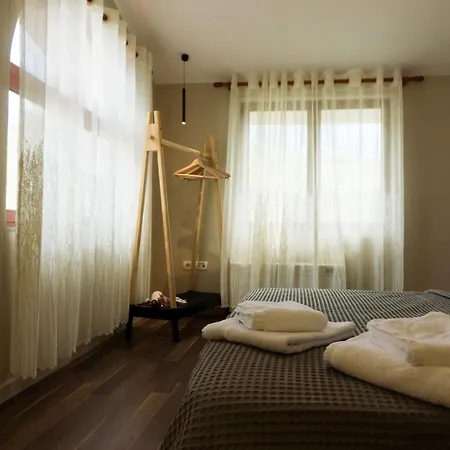 Vila Secret Stone Tirana