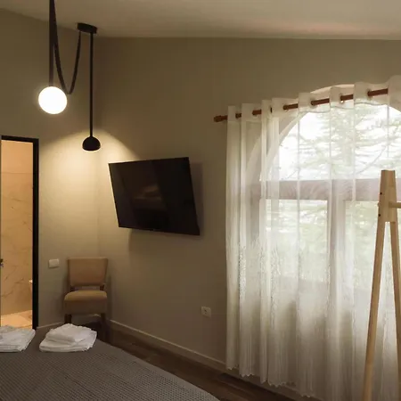 Vila Secret Stone Tirana