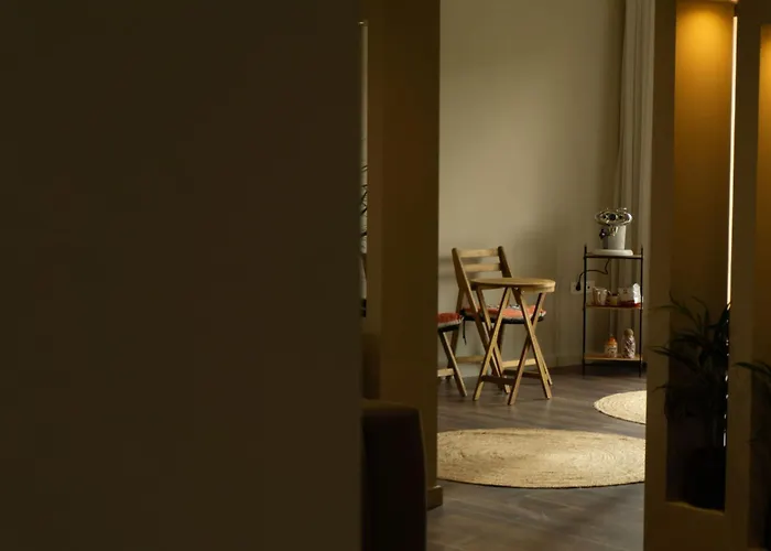 Secret Stone Тирана